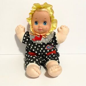 Magic Nursery Soft Baby Doll 1989 Vintage Toy w Outfit Clothing Hat 80s Plush